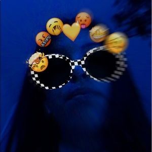 Meet your Posher, Roselyn